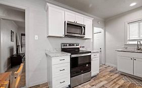 Cute Entire Small House With Large Yard! Pets Welcome!